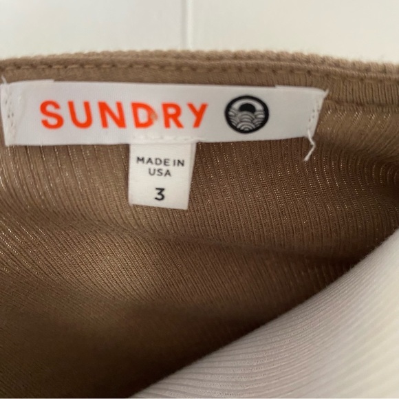 Sundry Mixed Media Top 3 US L Rib Knit Satin Puff Sleeve Brown Scoop Neck Crop - Picture 7 of 12